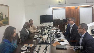 BNP meets IRI delegation