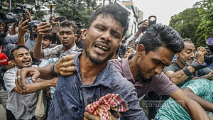 প্রেস সচিবের ‘নির্দেশনা’ অনুসরণ করছি: বত্রিশে দাঁড়িয়ে ওসি