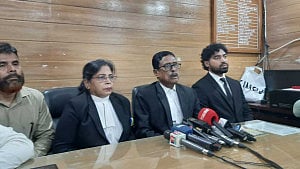 দলের ক্ষতি হয় এমন কাজ করেননি, নোটিসের জবাবে দাবি ফজলুরের