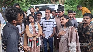 Wet weather fails to dampen JUCSU campaign spirits