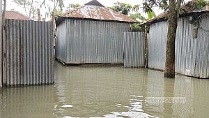 12 districts on flood alert