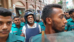 লতিফ সিদ্দিকীসহ ১৬ জন কারাগারে