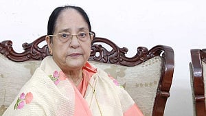 ডাকসুর সাবেক ভিপি মাহফুজা খানমের জীবনাবসান