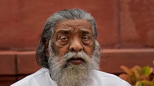 ঝাড়খণ্ডের তিনবারের মুখ্যমন্ত্রী, ‘দিশোম গুরু’ শিবু সরেনের মৃত্যু