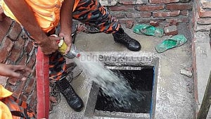 3 workers die in Bashundhara septic tank