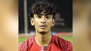 লাল-সবুজের জার্সিতে দুই প্রবাসী জায়ান ও তানিলের প্রথম