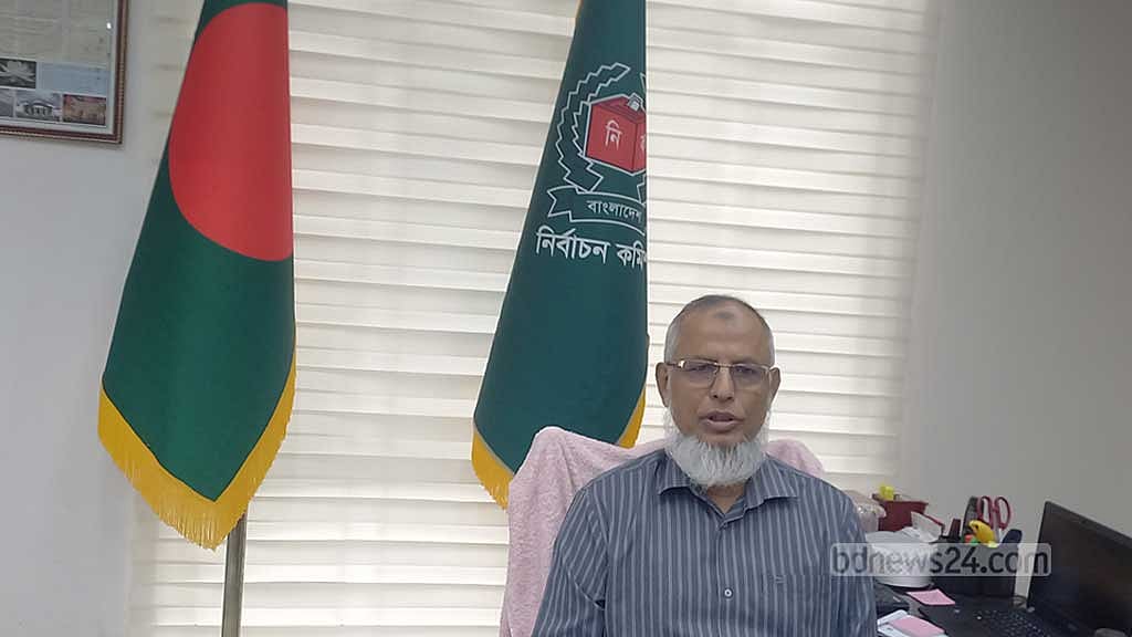নির্বাচন কমিশনার মো. আনোয়ারুল ইসলাম সরকার