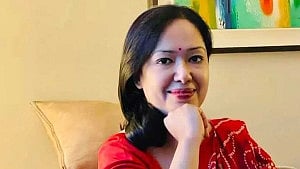 Seat-sharing shuts door, Rumin Farhana goes solo