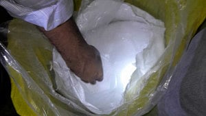 4,200kg of harmful sweetener seized in Ctg Port