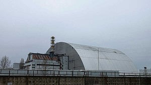 UN: Chornobyl nuclear plant's protective shield damaged