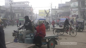 চুয়াডাঙ্গায় তীব্র শীত, দিনমজুর-কৃষি শ্রমিকদের দুর্ভোগ চরমে