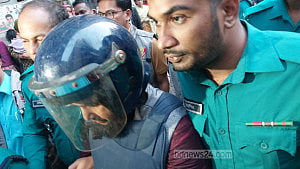হাদিকে হত্যাচেষ্টা: ‘দুষ্টু লোকটার চুল ছিল লম্বা, এখন দেখি ছোট ছোট’