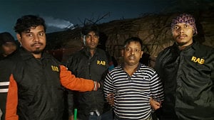 হাদিকে গুলি: ফয়সালের সহযোগী কবিরকে ১০ দিনের রিমান্ডে চায় পুলিশ