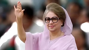 সংগ্রামী নেত্রী: ঠিকানা বাংলাদেশ
