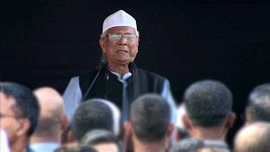 প্রিয় হাদি, তুমি থাকবে প্রতিটি বাংলাদেশির বুকের মধ্যে: প্রধান উপদেষ্টা