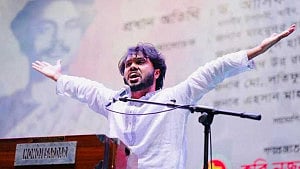Independent Dhaka-8 MP hopeful Osman Hadi shot