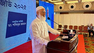 Jamaat chief picks up nomination form for Dhaka-15