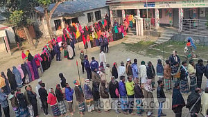 ‘ভোটের গাড়ি’র যাত্রা বিকালে