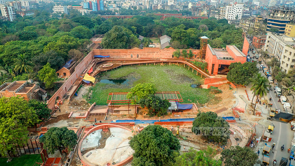 পুরান ঢাকার নাজিমুদ্দিন রোডে একটি দুর্গ নির্মাণ করেছিলেন মোগল সুবেদার ইব্রাহিম খান। ১৭৮৮ সালে বানানো দুর্গটি পরে কেন্দ্রীয় কারাগারে রূপান্তর করা হয়। ছবি: আব্দুল্লাহ আল মমীন