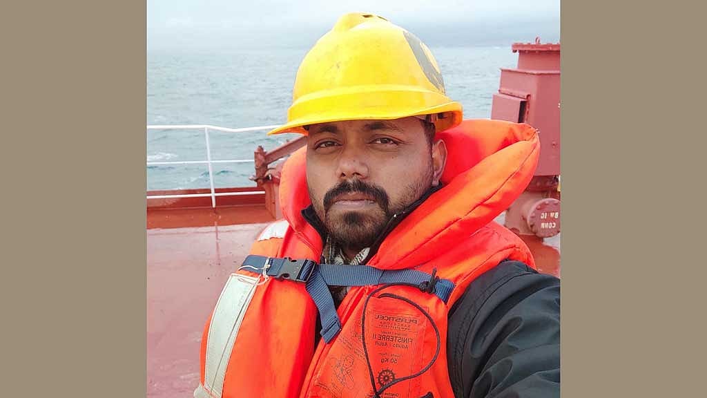 চতুর্থ প্রকৌশলী মাহফুজুল ইসলাম প্লাবন।