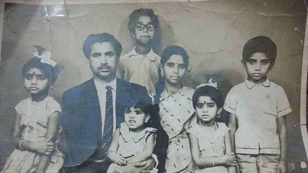 লেখকের পারিবারিক অ্যালবাম থেকে।