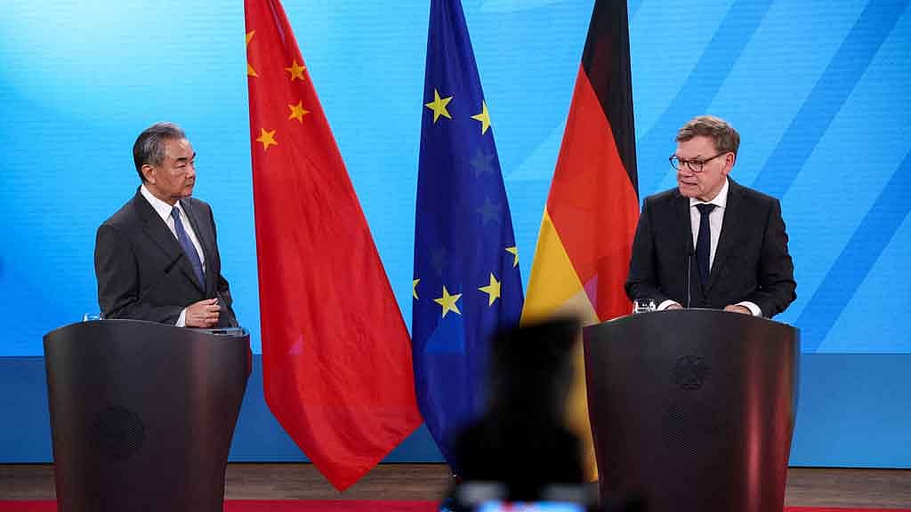Japan threatening us militarily: China foreign minister