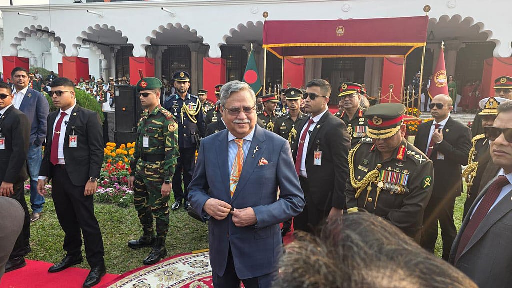বিজয় দিবসে মঙ্গলবার বঙ্গভবনে সংবর্ধনা অনুষ্ঠানে রাষ্ট্রপতি মো. সাহাবুদ্দিন।