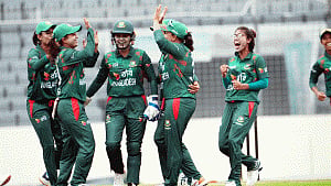 ভারতের বিপক্ষে বাংলাদেশ দলে ১৫ বছর বয়সী পেসার