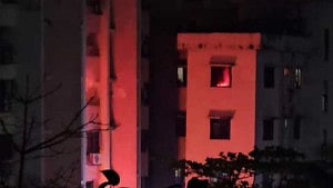 Public admin ministry peon dies in AC blast