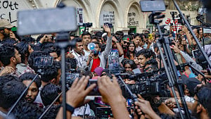 কর্মসূচি স্থগিত, বিকালে সংবাদ সম্মেলনে আসছেন বেসরকারি বিশ্ববিদ্যালয় শিক্ষার্থীরা