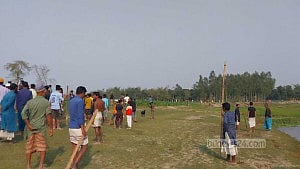 BSF ‘crosses into’ Kurigram border, beats 5 farmers