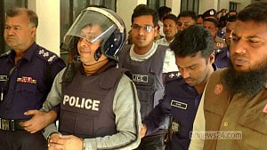 মেহেরপুরে সাবেক জনপ্রশাসনমন্ত্রীর রিমান্ড, আদালতে হট্টগোল-ডিম নিক্ষেপ
