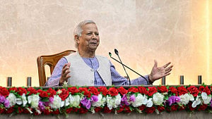 স্তুতি দিয়ে সময় নষ্ট করার সুযোগ নেই: প্রধান উপদেষ্টা