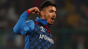 Rahman replaces Ghazanfar in Mumbai squad