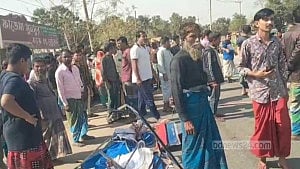 ময়মনসিংহে অটোরিকশা-মাহেন্দ্র সংঘর্ষে নিহত ২