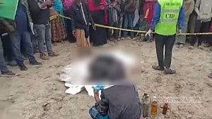 ময়মনসিংহে গর্তে মিলল নিখোঁজ শিশুর গলাকাটা লাশ