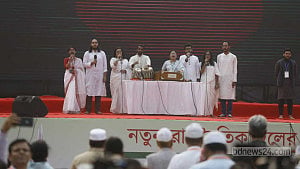 ধর্মগ্রন্থ পাঠ, জাতীয় সংগীতে শুরু এনসিপির আত্মপ্রকাশ অনুষ্ঠান