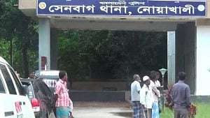 নোয়াখালীতে বড় ভাইয়ের কোদালের আঘাতে বৃদ্ধের মৃত্যু