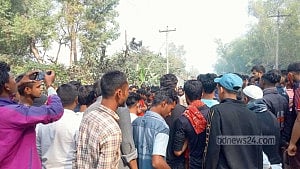 সিরাজগঞ্জে ট্রাকচাপায় বাইক আরোহীর মৃত্যু