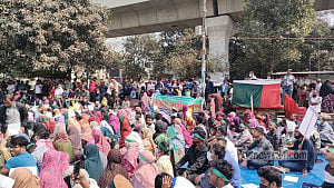 Protesting teachers rally in Shahbagh