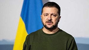 Zelensky in Saudi as US voices hope for Ukraine peace talks