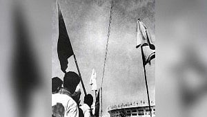 আসাদের রক্তাক্ত শার্টে আইয়ুব শাহীর পতন