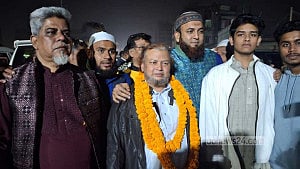 এক যুগ পর কারামুক্ত ডেসটিনি গ্রুপের চেয়ারম্যান