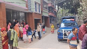 গৃহবধূর ঝুলন্ত লাশ উদ্ধার, পু‌লিশের হেফাজ‌তে স্বামী