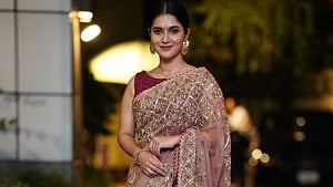 অভিনয় শিল্পীর সন্ধানে মিথিলা বিচারক