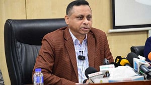 অপরাধী ধরতে কারও রক্তচক্ষুকে ভয় পাই না: ডিবি প্রধান