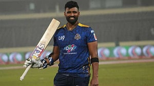 একাদশে পরিবর্তন ছয়টি, ঢাকা অধিনায়ক বারবার বললেন ‘তিনটি’