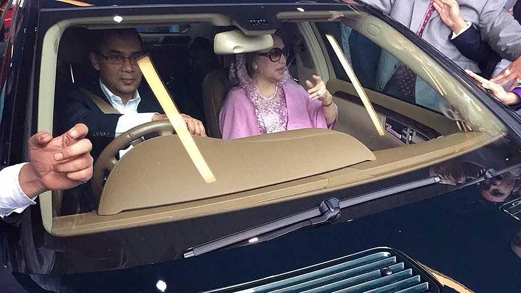 Sept 17, 2015: Tarique Rahman drives Khaleda Zia home from the airport upon her arrival in London.