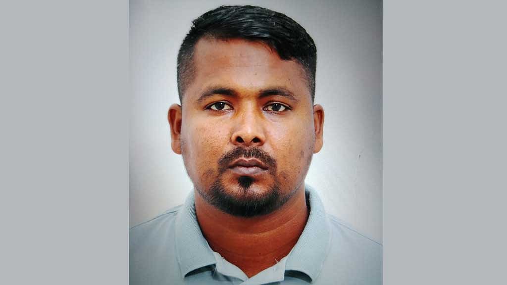 নিহত ওদুদ বেপারী গজারিয়া উপজেলার গুয়াগাছিয়া ইউনিয়নের জামালপুর গ্রামের মোহাম্মদ আলী বেপারীর ছেলে । 