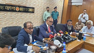 US tariff talks positive, details confidential: Advisor Bashir